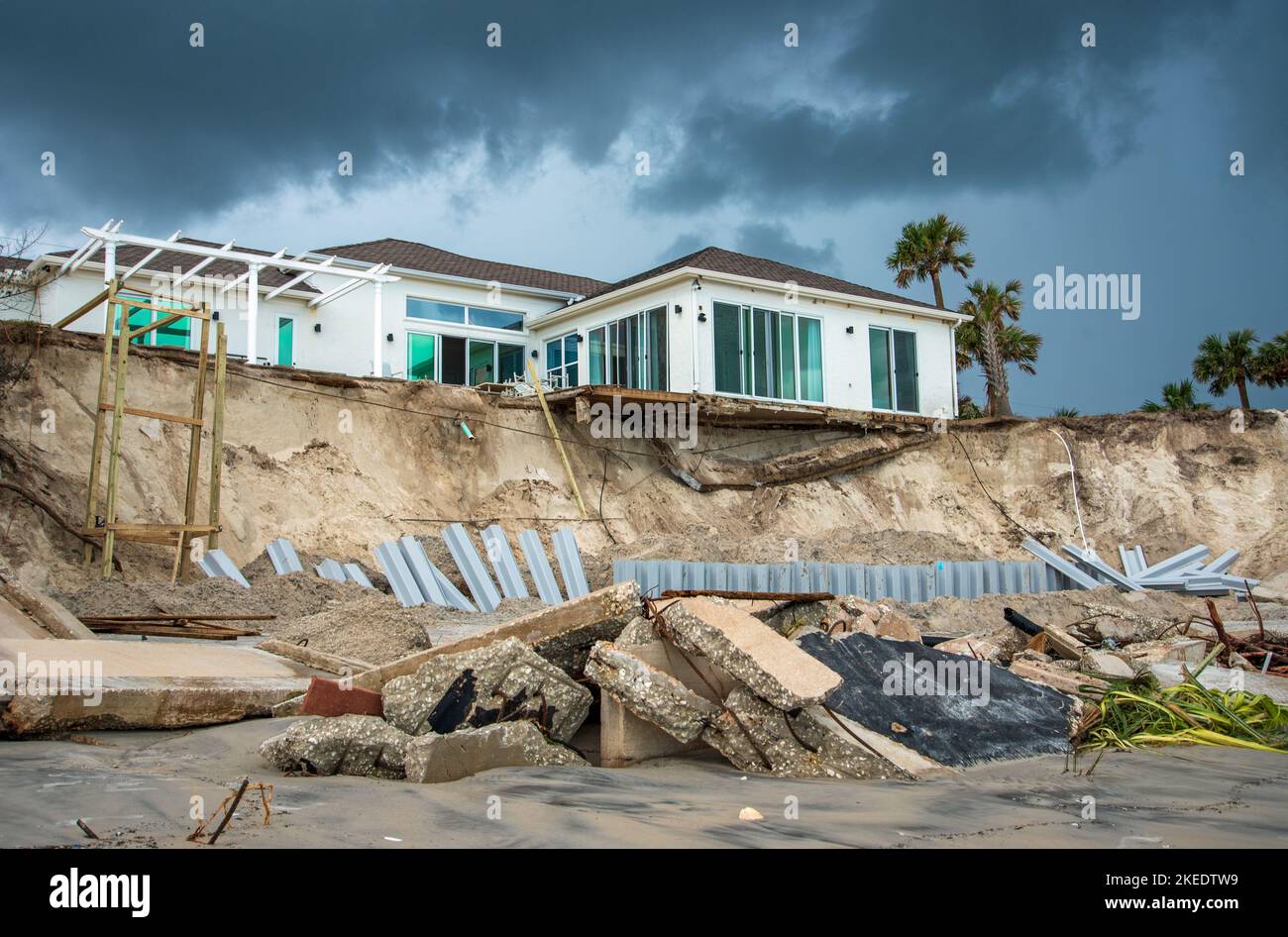 WilburByTheSea, Florida November 11, 2022 Destruction from beach