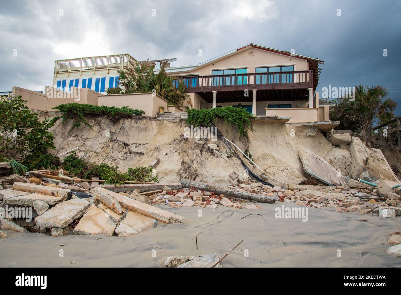 WilburByTheSea, Florida November 11, 2022 Destruction from beach