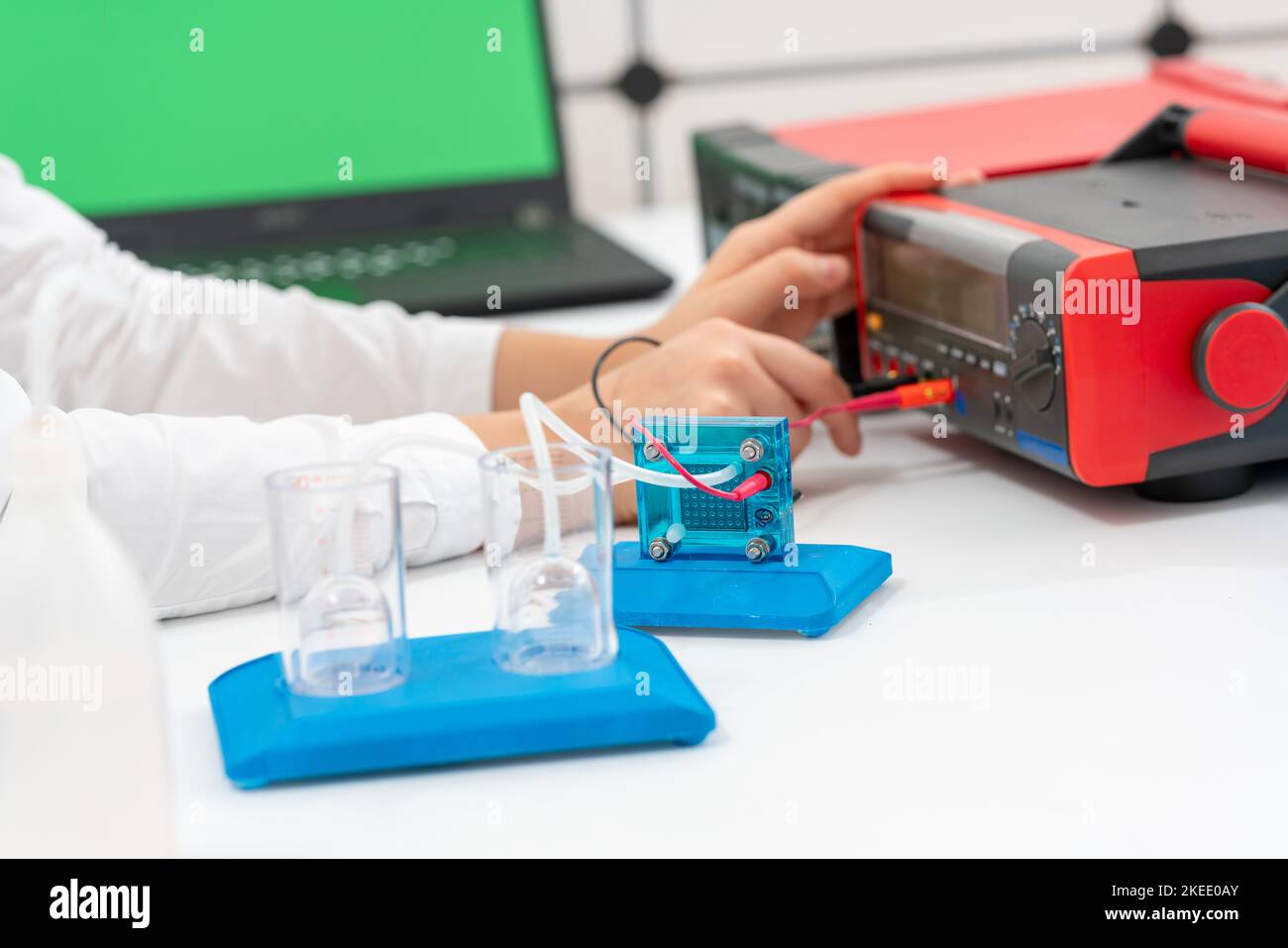 girl student make experiments with hydrogen fuel cell Stock Photo Alamy