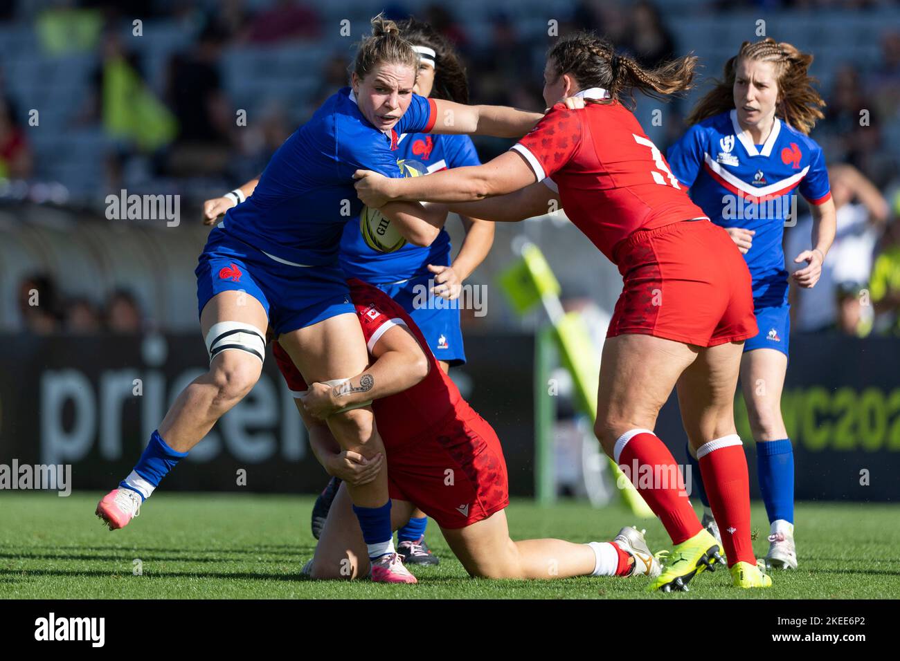 France's Romane Menager is tackled Canada's DaLeaka Menin (right) during the Women's Rugby World Cup third place play-off match at Eden Park in Auckland, New Zealand. Picture date: Saturday November 12, 2022. Stock Photo