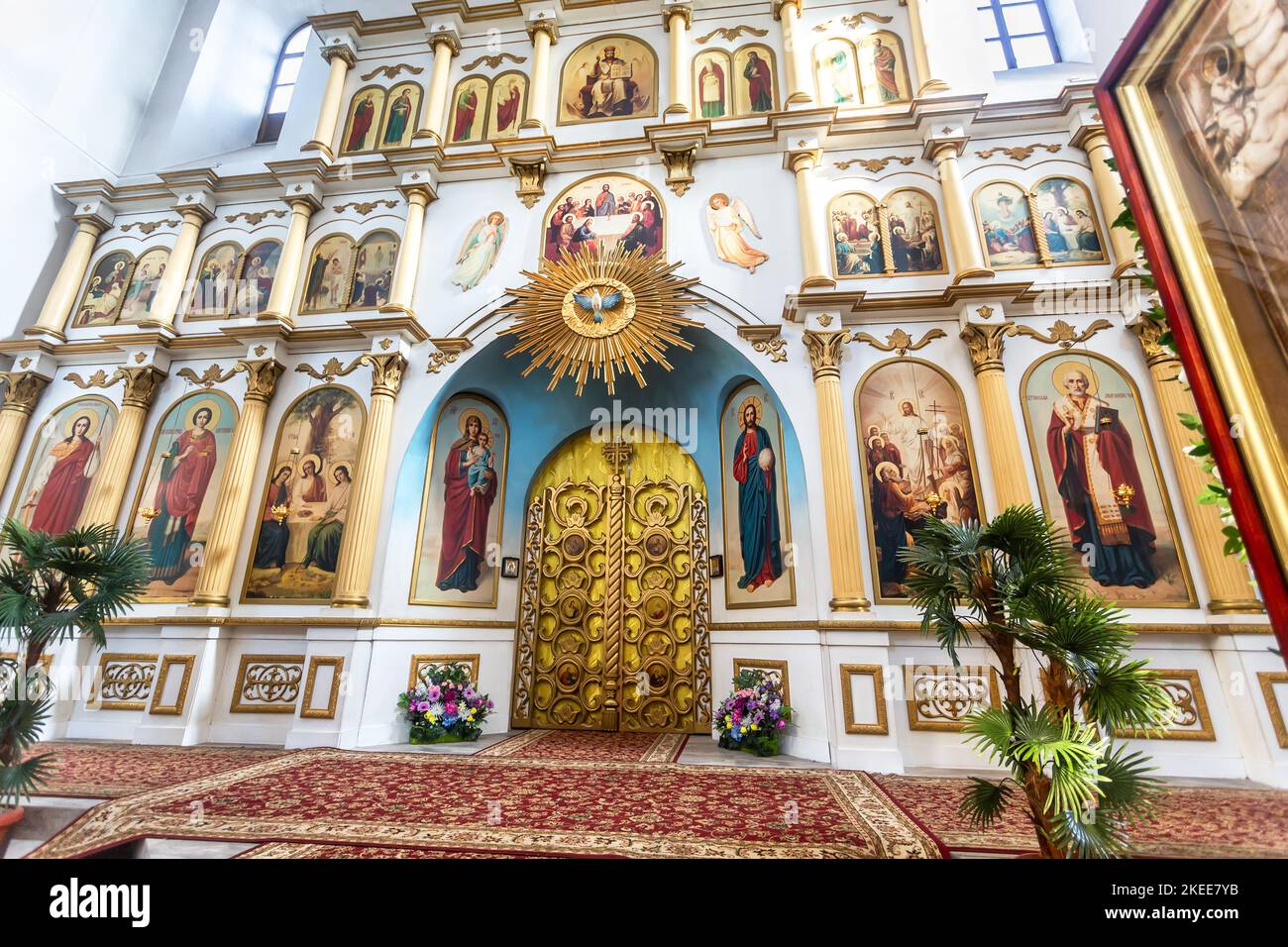 Staraya Russa, Russia - August 28, 2022: Interior of the Cathedral of the Resurrection of Christ. Fragment of the orthodox iconostasis Stock Photo