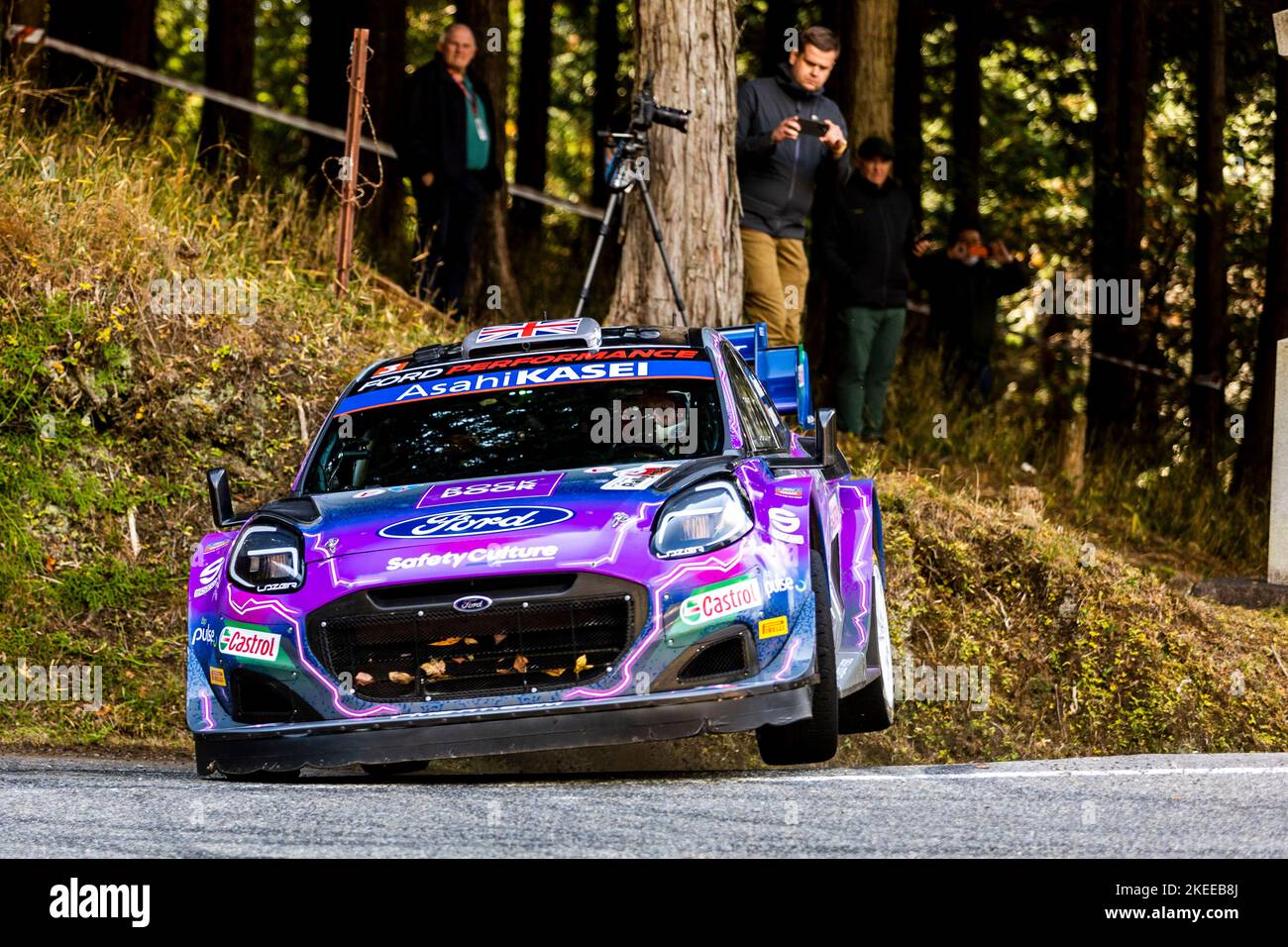 新品　Ford Abu Dhabi World Rally Team ツナギ shot-of-the-ford-focus-world-
