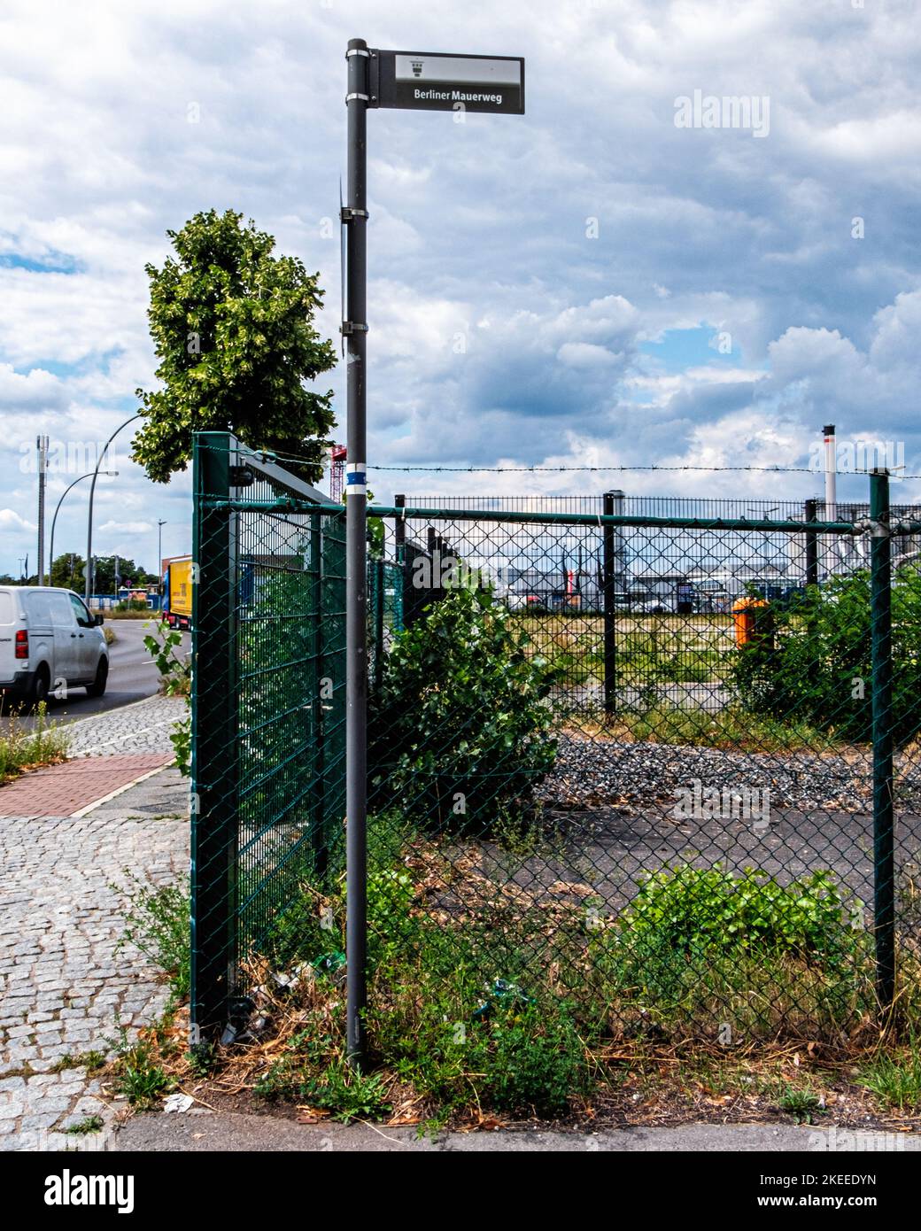 Berliner Mauerweg Sign,Rudower Strasse Altglienicke,TreptowKopenick