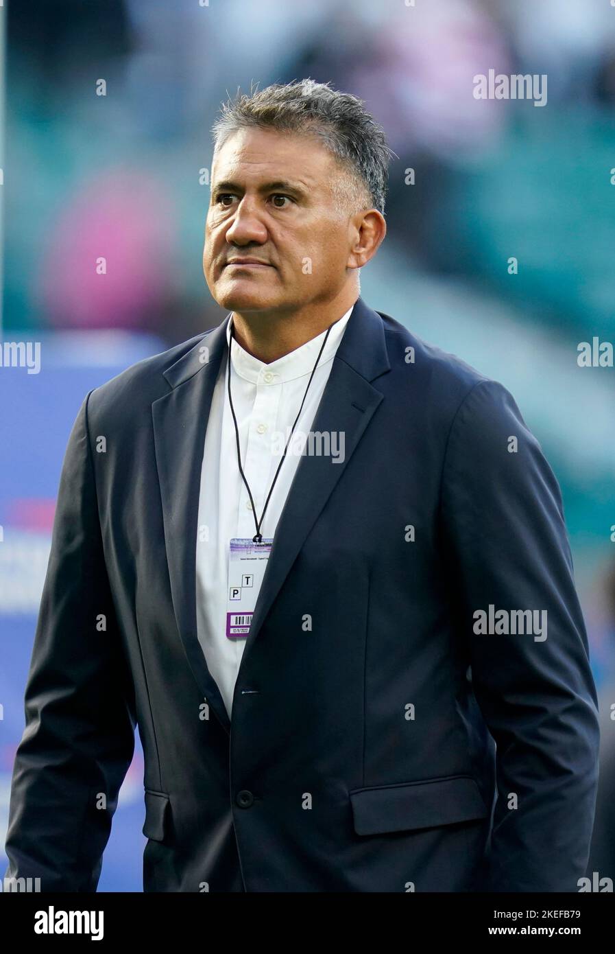 Japan head coach Jamie Joseph on the pitch before the Autumn ...