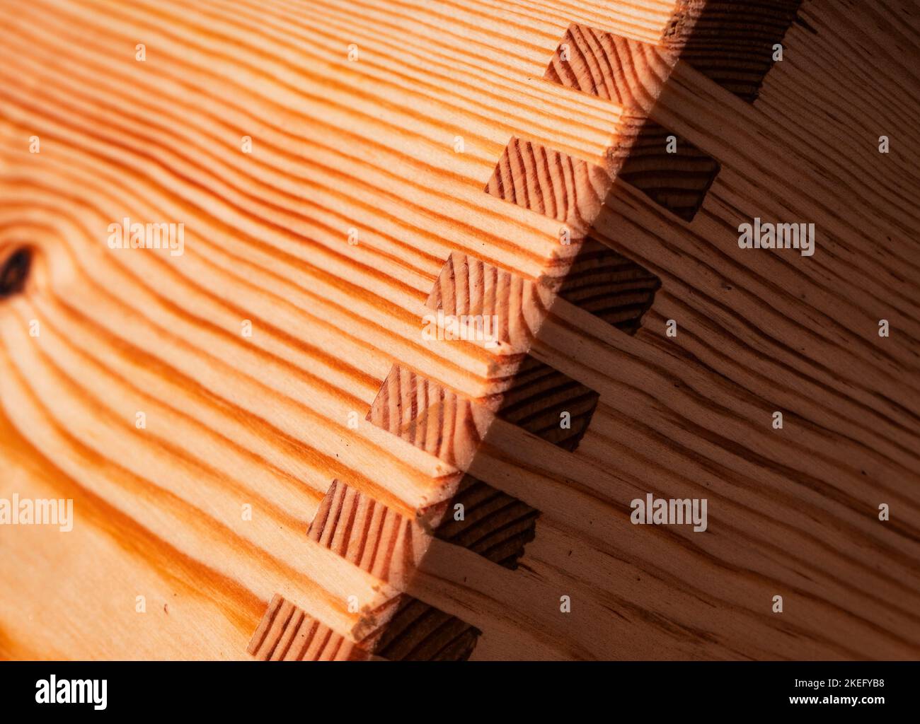 background or texture detail of box with dovetail joint Stock Photo Alamy