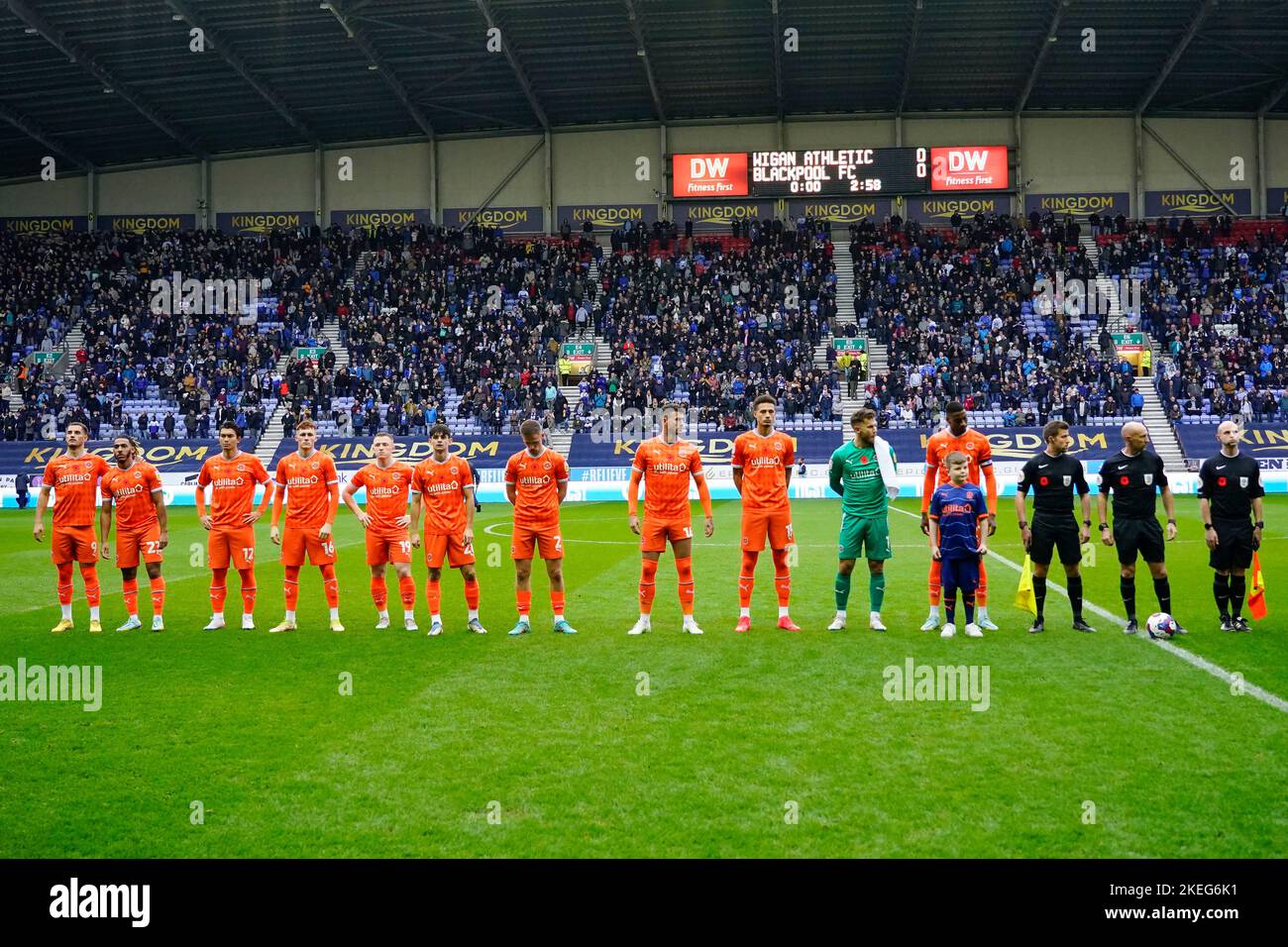 Blackpool team before the Sky Bet Championship match Wigan Athletic vs Blackpool at DW Stadium, Wigan, United Kingdom, 12th November 2022  (Photo by Steve Flynn/News Images) Stock Photo
