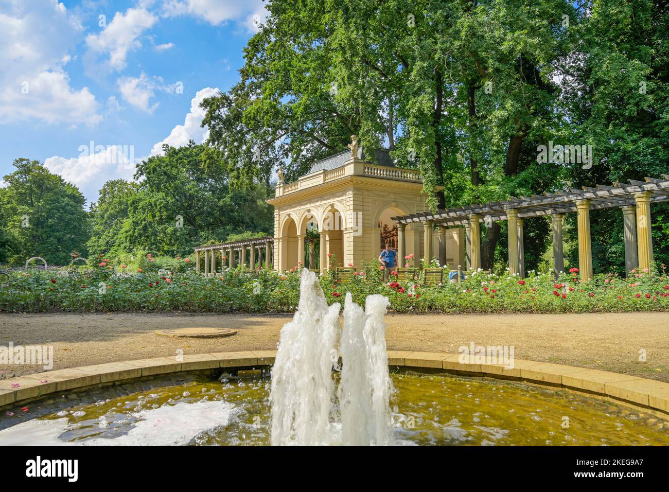 Springbrunnen, Pavillon im Rosengarten, Bürgerpark, Pankow, Berlin