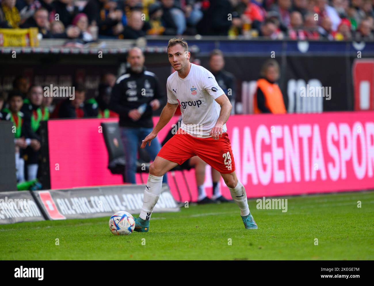 Dresden, Germany. 23rd July, 2022. Soccer: 3rd division, SG Dynamo Dresden  - TSV 1860 Munich, Matchday 1, Rudolf Harbig Stadium. Munich's Leandro  Morgalla plays the ball. Credit: Robert Michael/dpa/Alamy Live News Stock