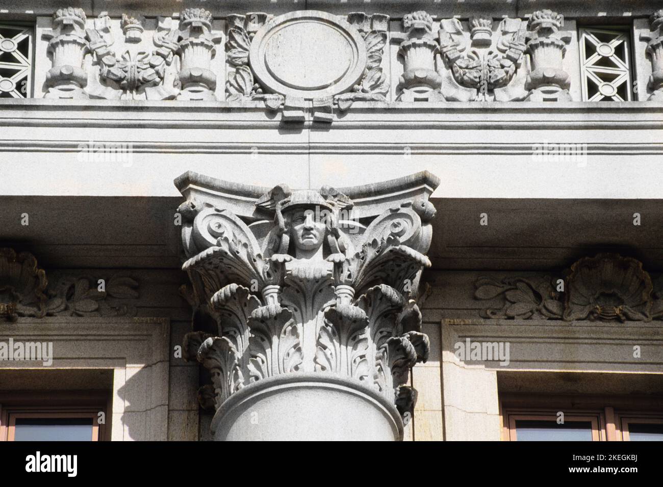Alexander hamilton wall street top