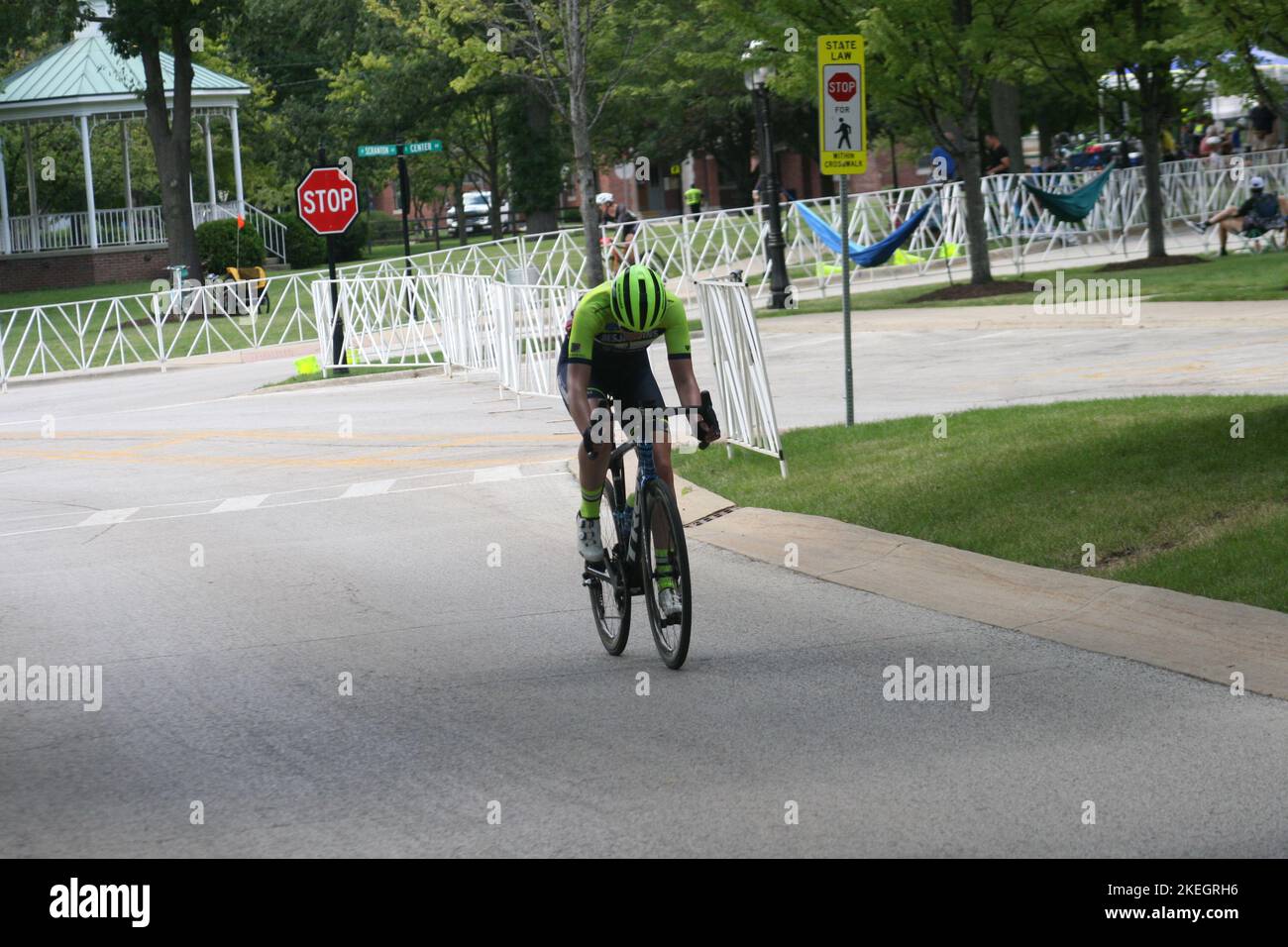 Women's Cycling races at the Lake Bluff Criterium 2022 during the