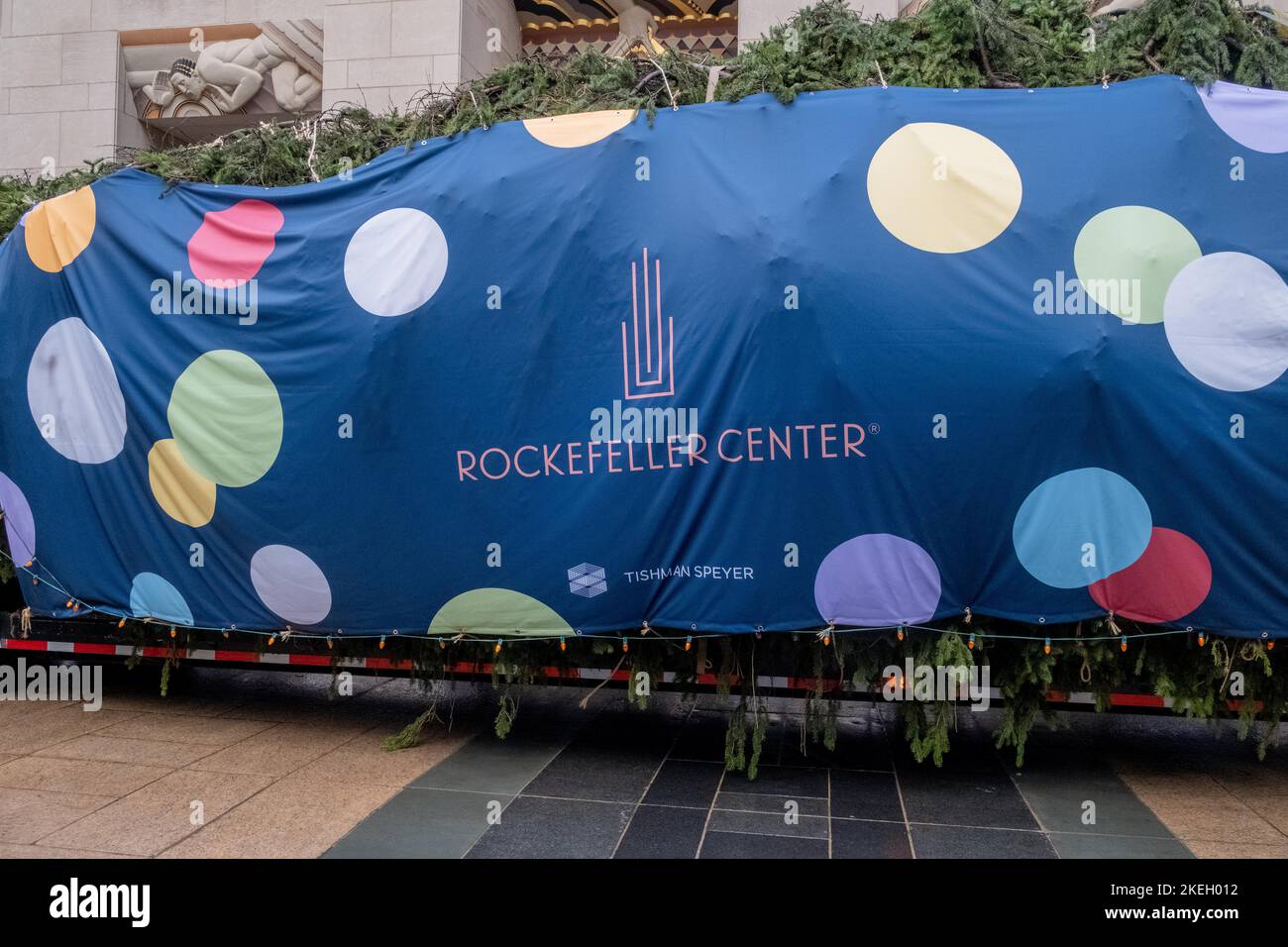 New York, New York, USA. 12th Nov, 2022. An 82 foot tall, 50 feet in