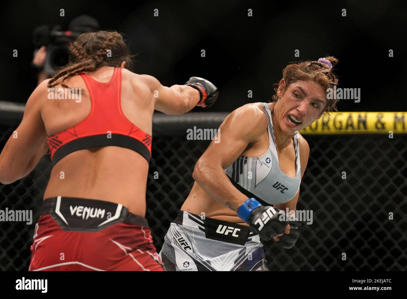 New York, USA. November 12, 2022, New York City, NY, NEW YORK CITY, NY, United States: NEW YORK New York City, NY, NY- November 12: Karolina Kowalkiewicz (L) and Silvana Gomez Juarez (R) step in the ring for a 3-round bout at Madison Square Garden for UFC 281 - Adesanya vs Perieira : Event on November 12, 2022 in New York City, NY, United States. (Credit Image: © Louis Grasse/PX Imagens via ZUMA Press Wire) Credit: ZUMA Press, Inc./Alamy Live News Stock Photo