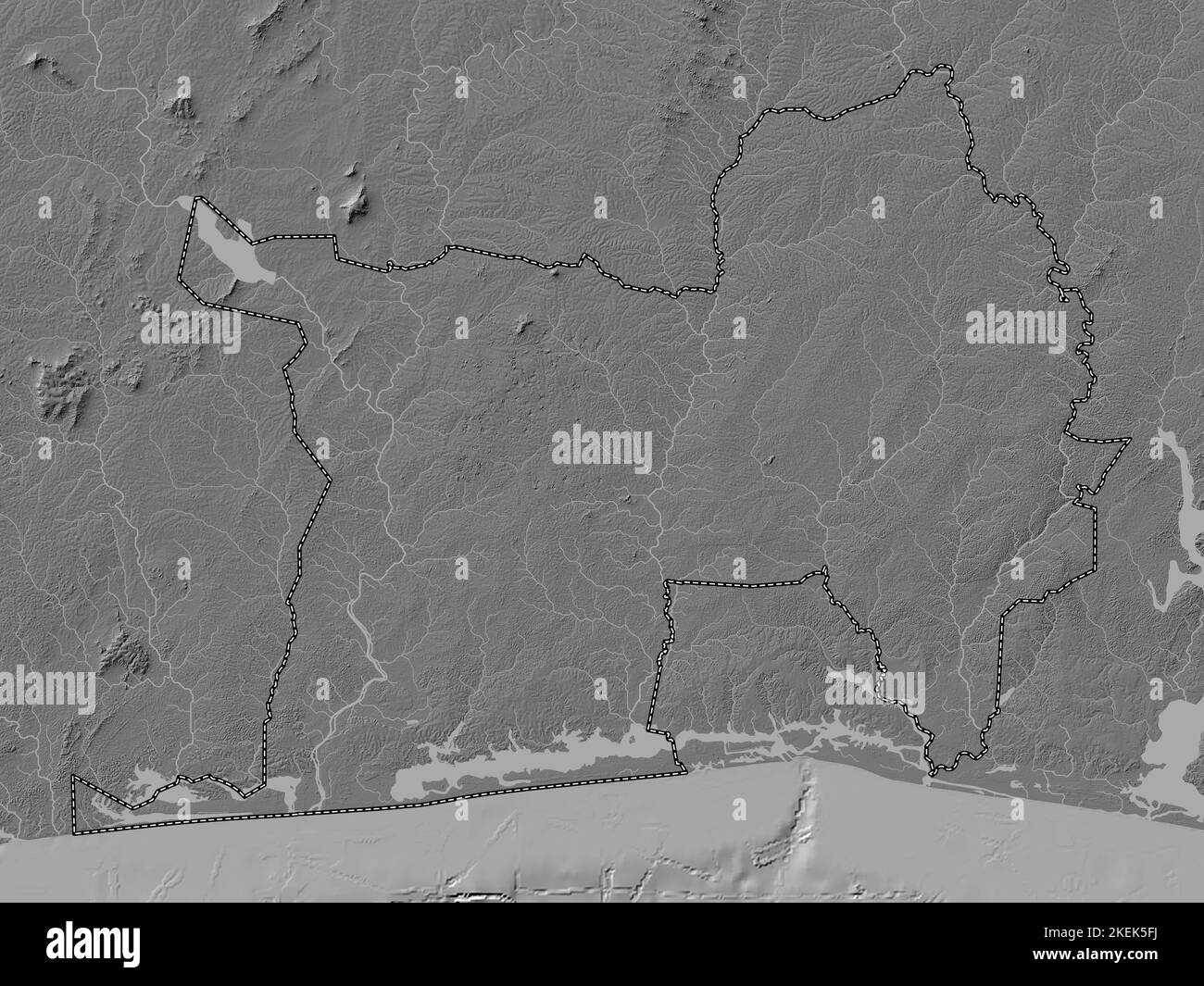 Lagunes, district of Cote d'Ivoire. Bilevel elevation map with lakes