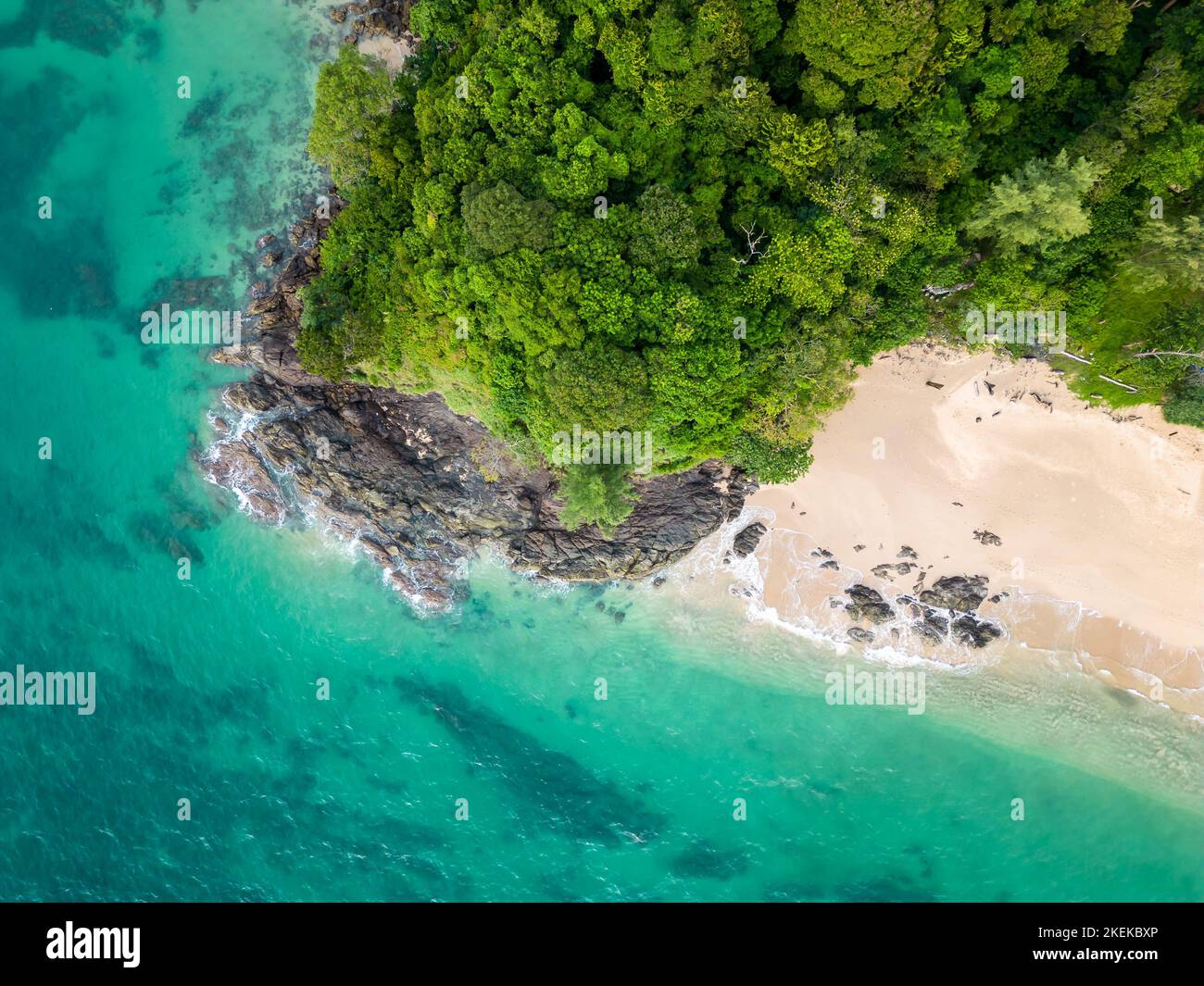 aerial-top-down-view-of-tropical-beach-with-turquoise-water-white-sand