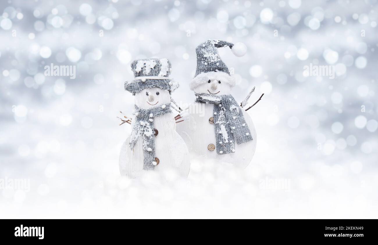 Snowfall background hi-res stock photography and images - Alamy