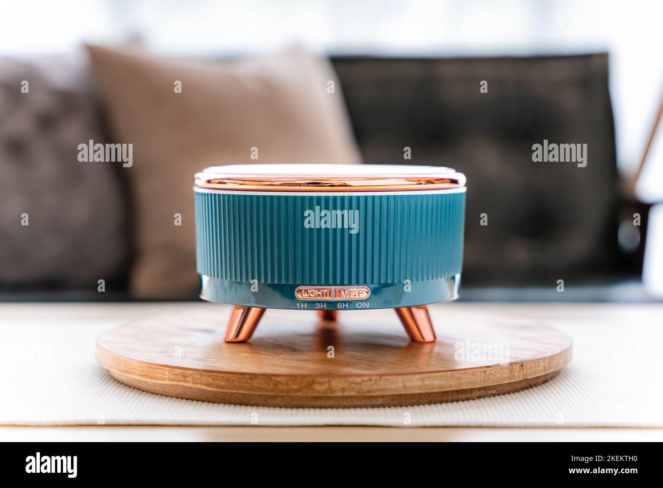 Wall air diffuser hi-res stock photography and images - Alamy