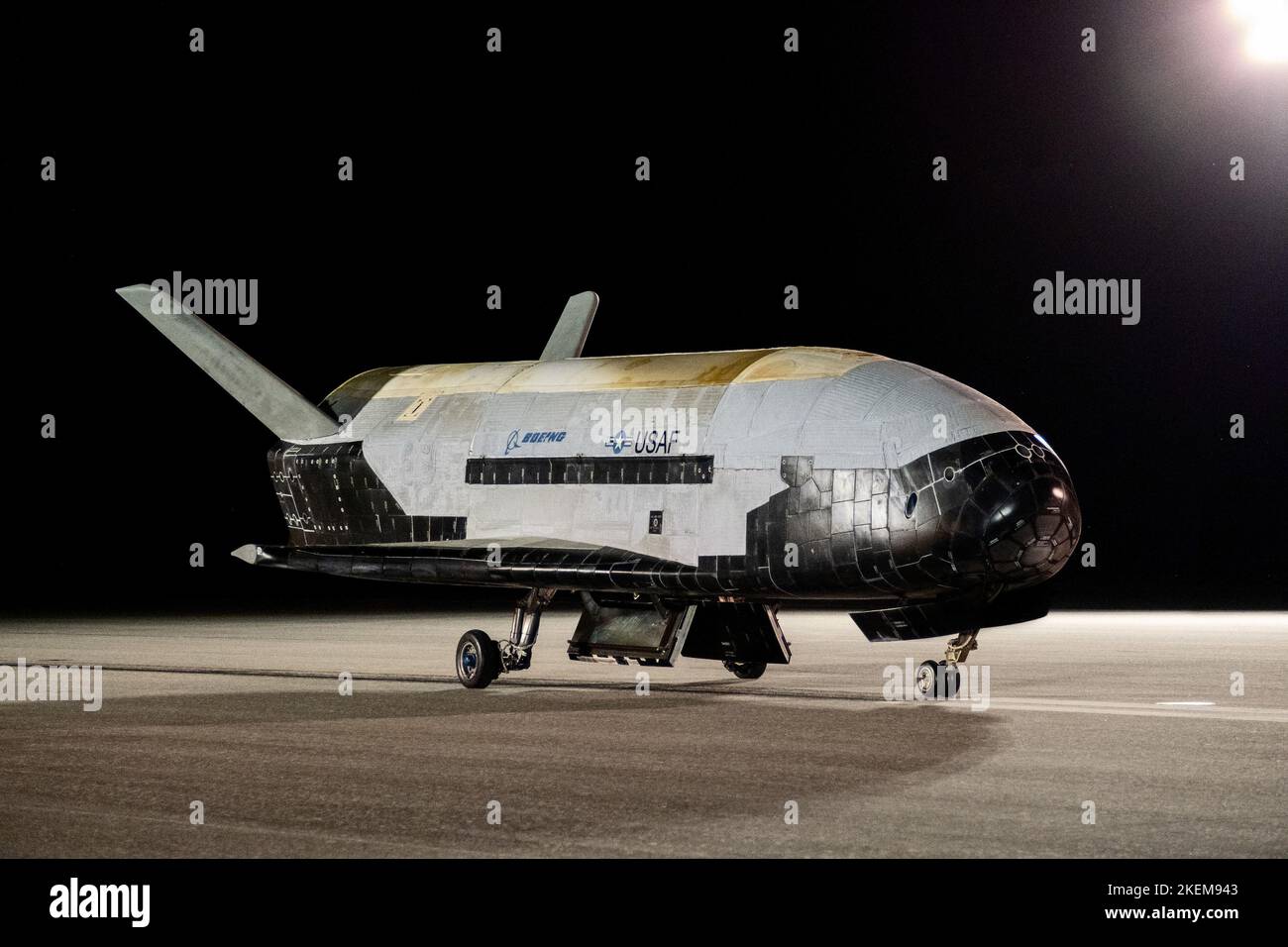 The X-37B Orbital Test Vehicle-6 (OTV-6), the U.S. Space Force's unmanned, reusable spaceplane, successfully deorbited and landed at NASA's Kennedy Space Center Shuttle Landing Facility on November 12, 2022, at 05:22 a.m. The OTV-6 mission hosted the Naval Research Laboratory's Photovoltaic Radiofrequency Antenna Module. This experiment successfully harnessed solar rays outside of Earth's atmosphere and aimed to transmit power to the ground in the form of radio frequency microwave energy. Additionally, the U.S. Air Force Academy's FalconSat-8, developed in partnership with Air Force Research L Stock Photo