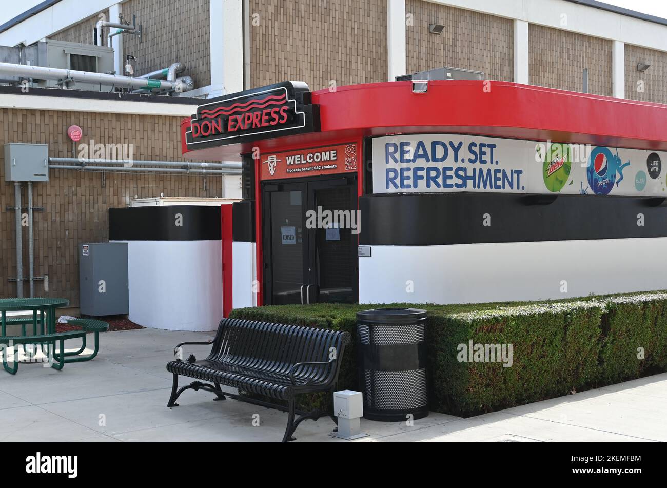 SANTA ANA, CALIFORNIA - 11 NOV 2022: Don Express, a place for students to pick up for pre-packaged food and snacks at Santa Ana College. Stock Photo