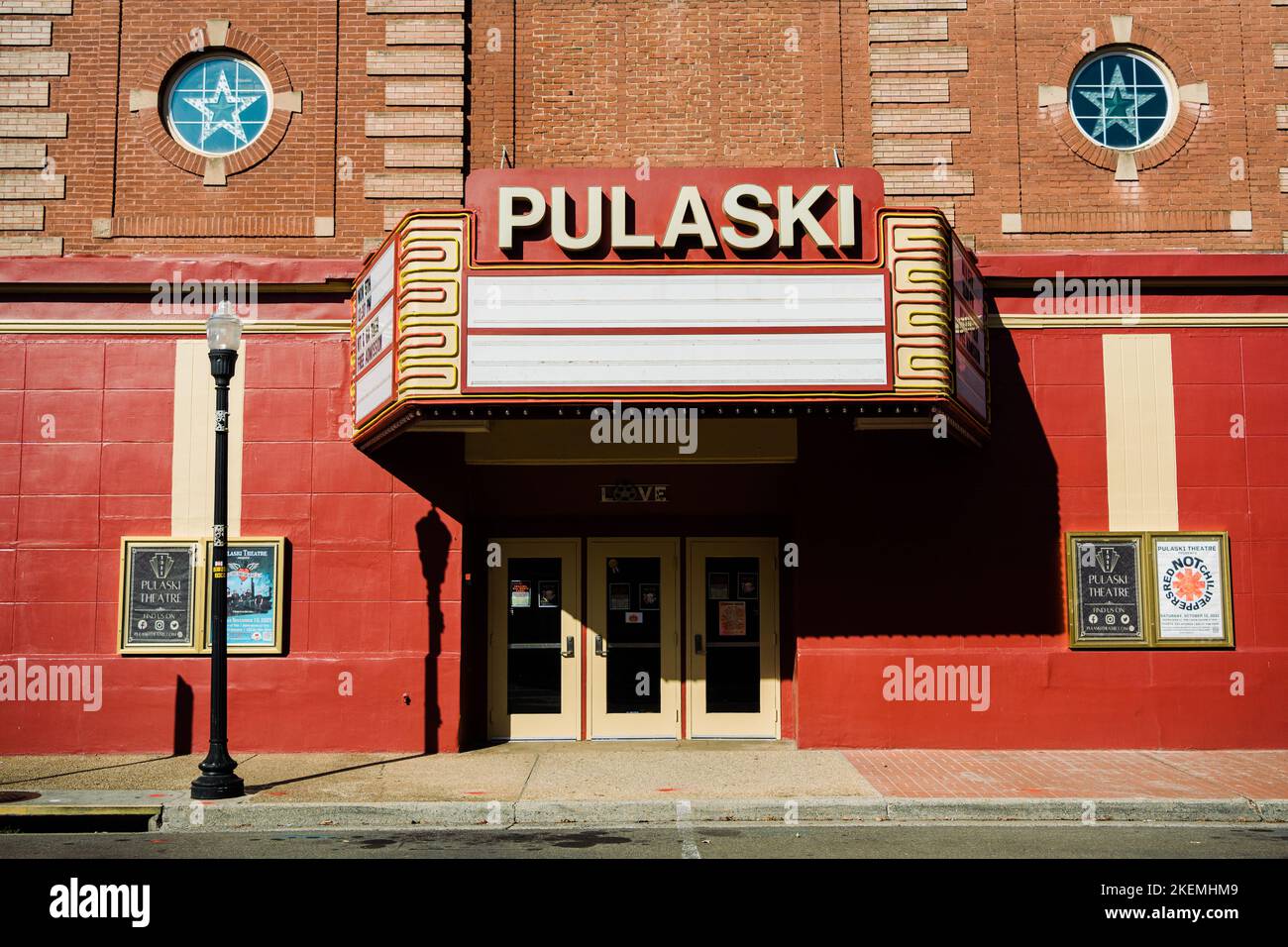 Pulaski Theatre vintage sign, Pulaski, Virginia Stock Photo Alamy