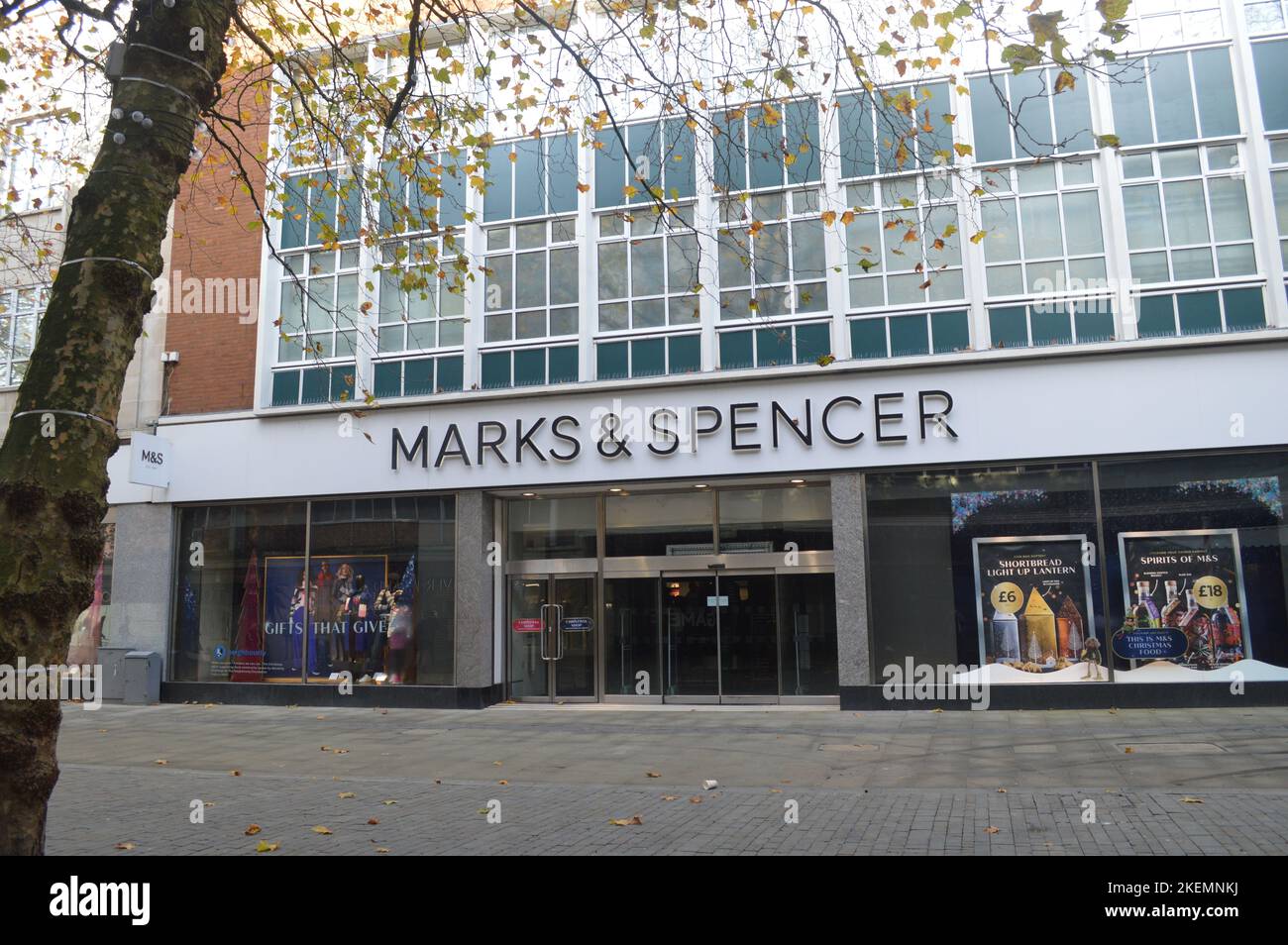 13th November 2022, Swansea, Wales, United Kingdom. Marks & Spencer storefront on Oxford Street. Stock Photo