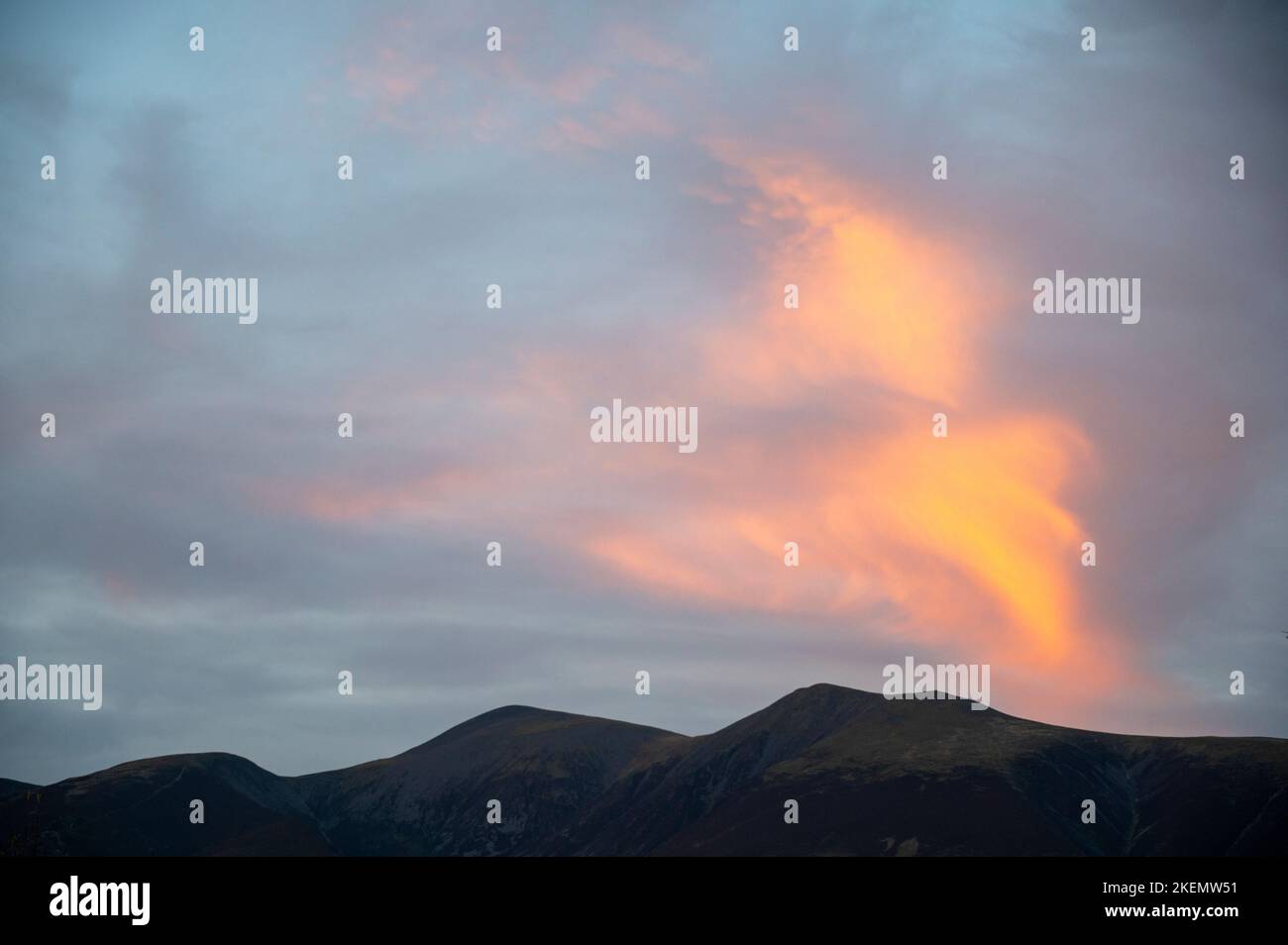 Average mountains hires stock photography and images Alamy