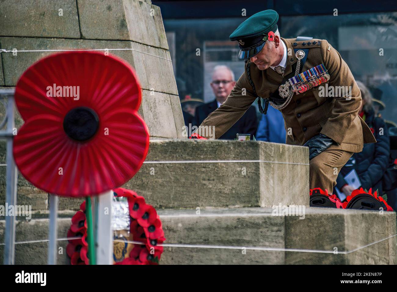 Hereford, UK. 13th Nov, 2022. An army officer lays a wreath. Hereford