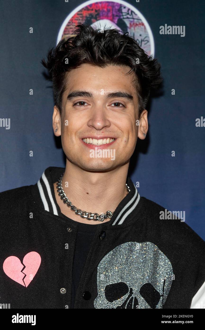 Sherman Oaks, California, USA. 12th Nov, 2022. Saul Abonce attends ...