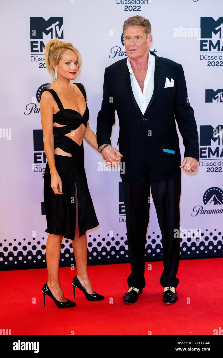 David Hasselhoff and Hayley Roberts attending the 2022 MTV EMAs at the ...