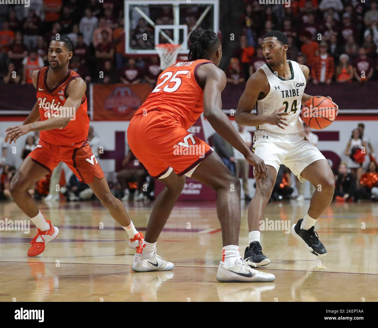 Mutts on 13th hires stock photography and images Alamy