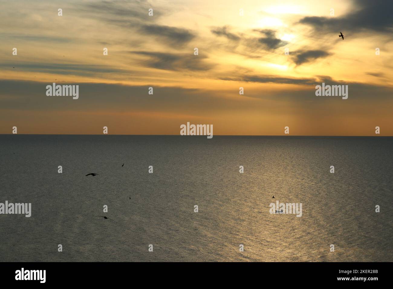Dawn sky hi-res stock photography and images - Alamy