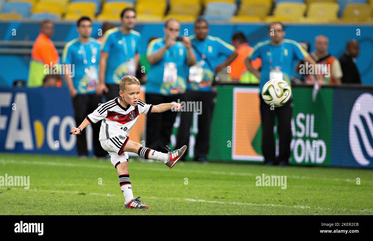 Rio de Janeiro, 13.07.2014, Estadio do Maracana Louis Sohn von Lukas Podolski (Deutschland) Deutschland - Argentinien Copyright (nur fŸr journalistisc Stock Photo
