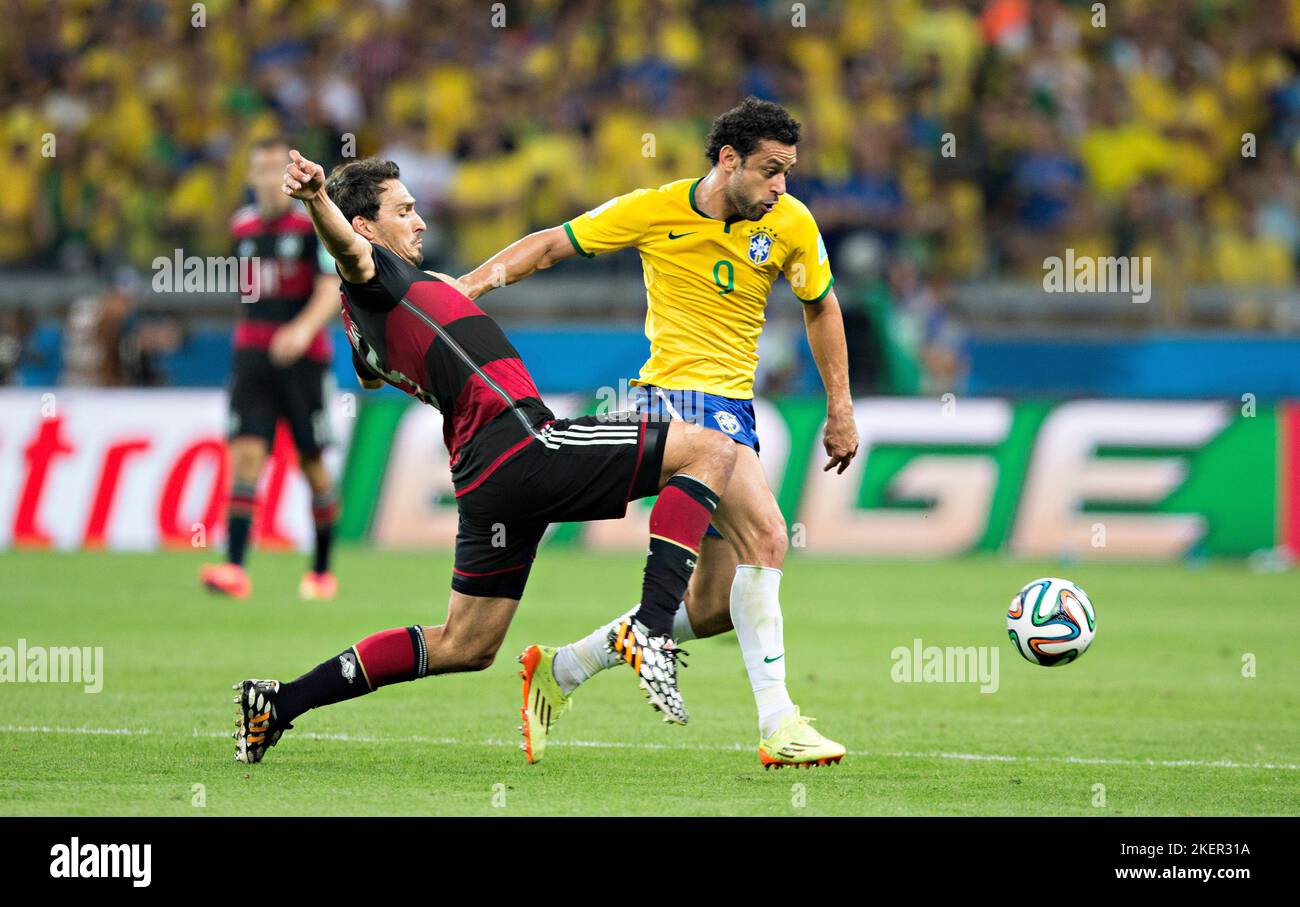 Belo Horizonte, 08.07.2014, Estadio Mineirao Mats Hummels (Deutschland), Hulk (Brasilien) Brasilien - Deutschland  Copyright (nur fŸr journalistische Stock Photo