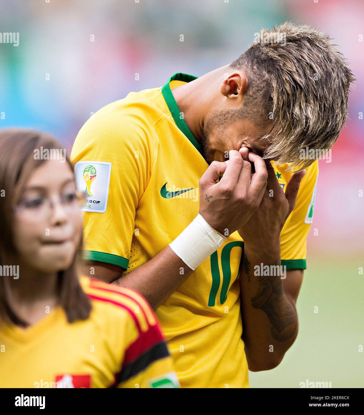 Fortaleza, 17.06.2014, Estadio Castelao Neymar (Brasilien)  weint nach der Nationalhymne Brasilien - Mexiko Copyright (nur fŸr journalistische Zwecke) Stock Photo