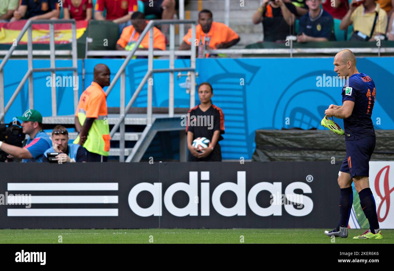 Salvador, 13.06.2014, Arena Fonte Nova Arjen Robben (Niederlande) hat einen Schuh verloren Spanien - Niederlande Copyright (nur fŸr journalistische Zw Stock Photo