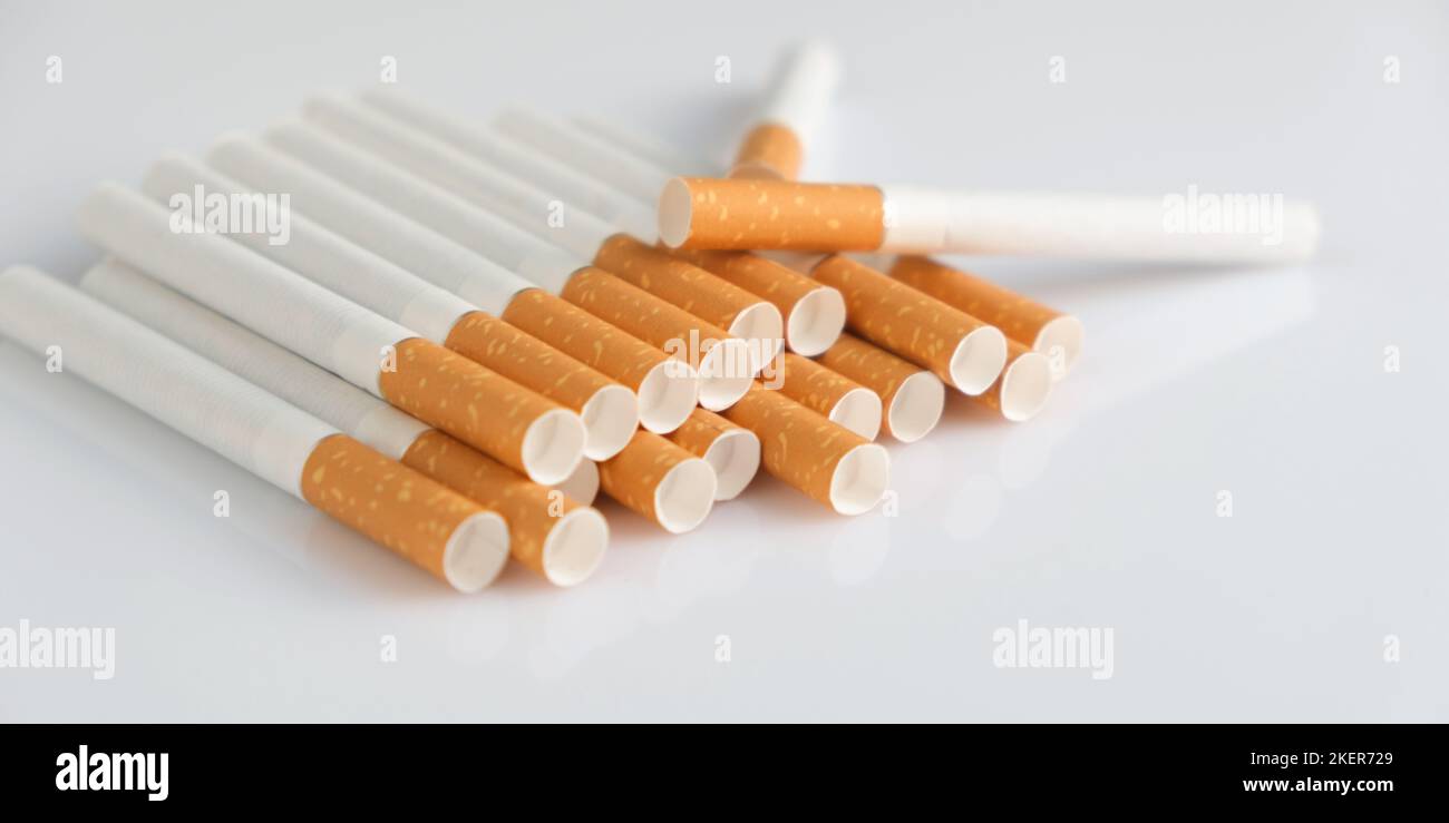 magic tricks with a cigarette TelekinetiCredit Magic Tricks Credit Card Floating Cigarettes Suspend Card  Magia Close Up Street Gimmick Illusions Magician Prop