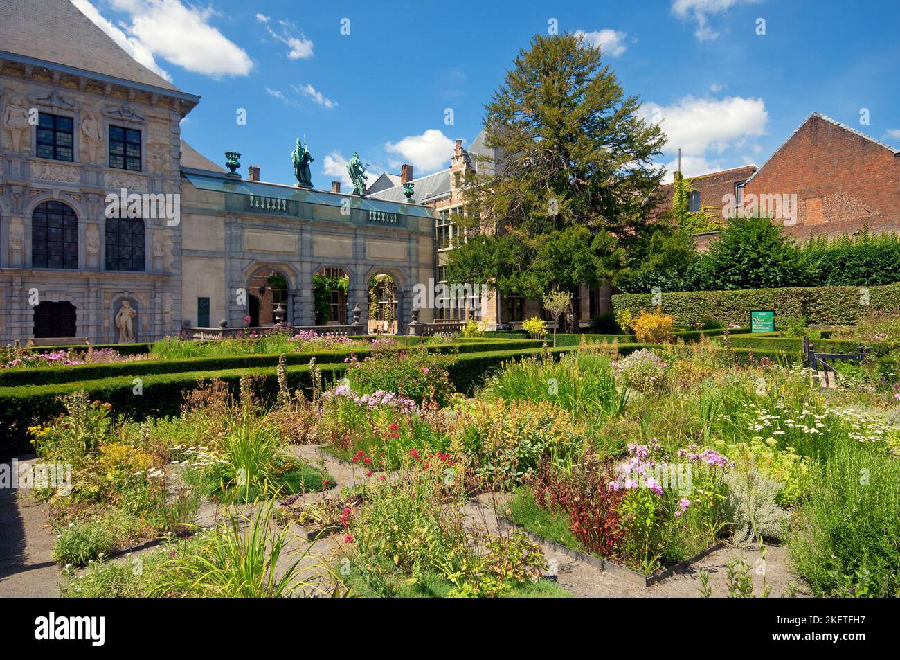 Gardens of Rubenshuis, Rubens House-Museum, Antwerp (Flanders), Belgium Stock Photo