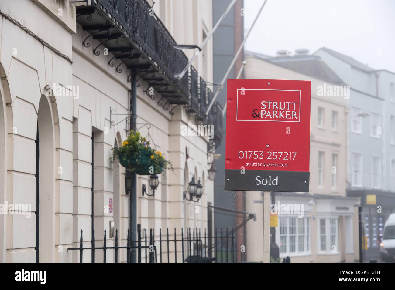 Windsor, Berkshire, UK. 14th November, 2022. A sold sign outside a