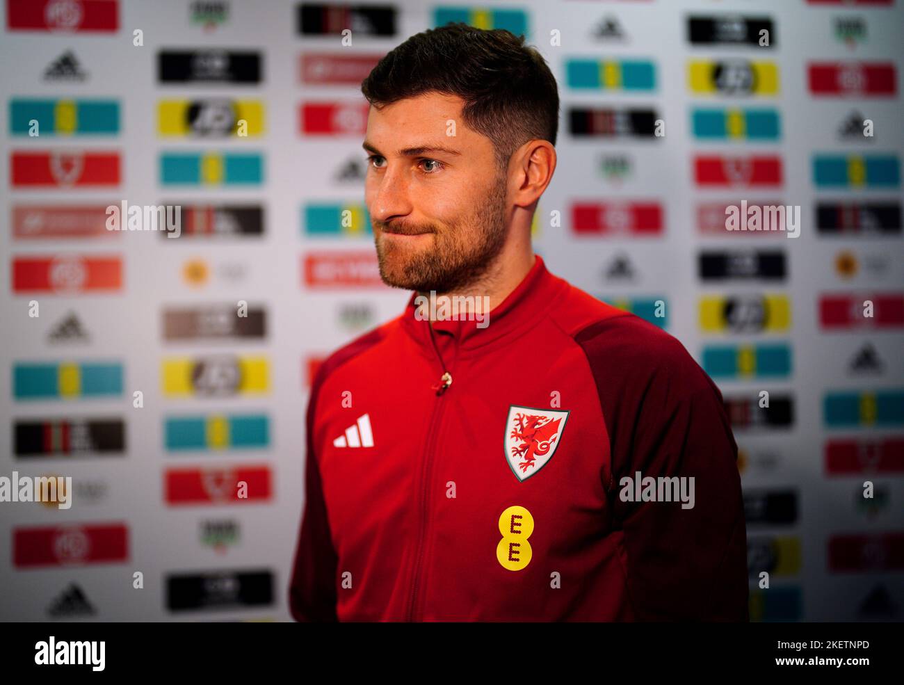 Wales' Ben Davies is interviewed during a media session at the Vale Resort, Hensol. Picture date: Monday November 14, 2022. Stock Photo
