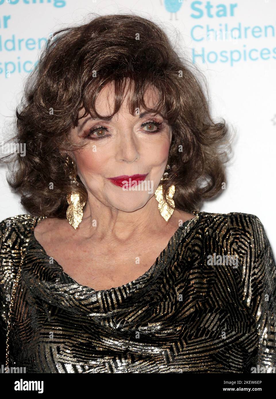 Nov 11, 2022 London, England, UK Joan Collins attending The