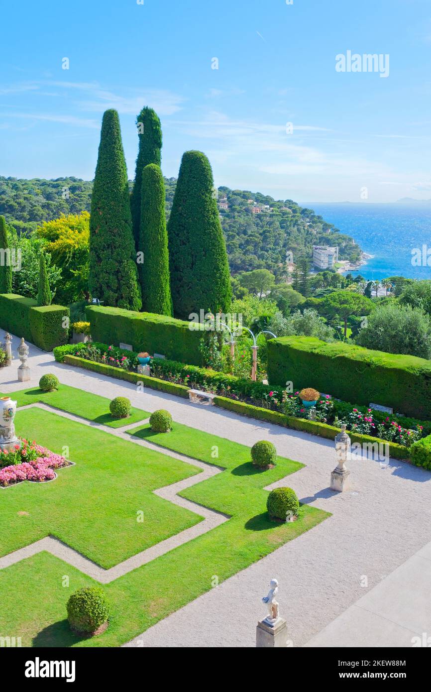 The Ephrussi de Rothschild Villa and Gardens Stock Photo Alamy