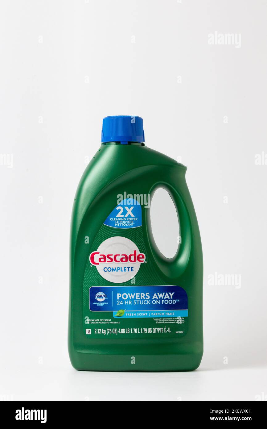 STILLWATER, MN, USA NOVEMBER 7, 2022 Cascade Dishwasher Soap and