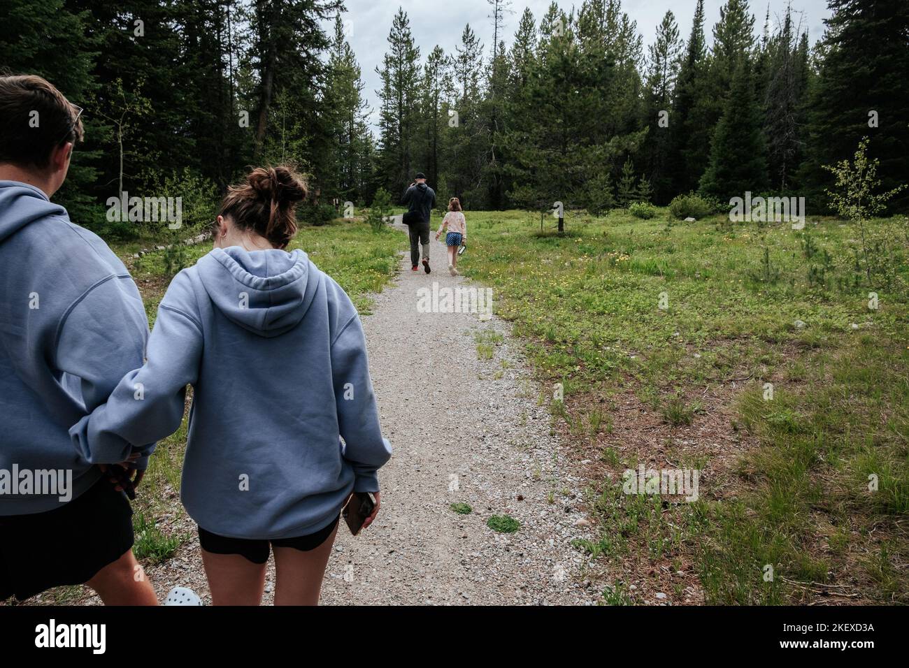 Family hiking group teen hi-res stock photography and images - Alamy