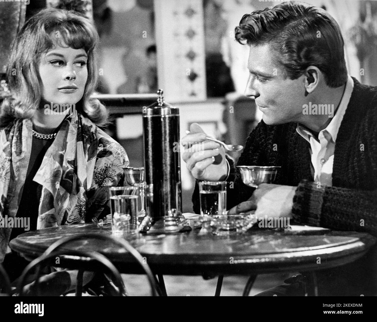 Shirley Knight, Grant Williams, on-set of the Film, 'The Couch', Warner Bros., 1962 Stock Photo