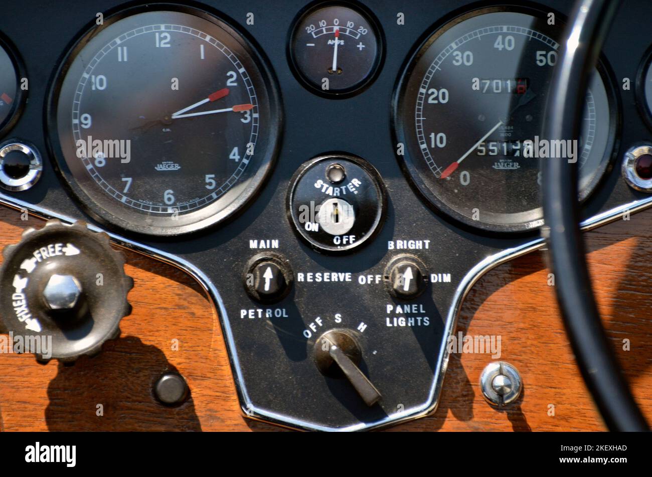 Old fashioned car speedometer hi res stock photography and images