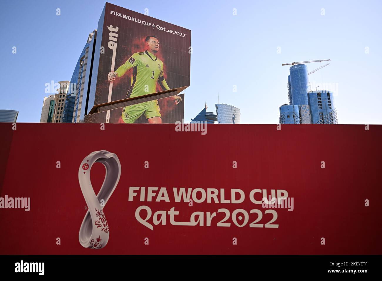 Doha, Qatar. 15th Nov, 2022. Oversized, the German goalkeeper Manuel Neuer is attached to the facade of a building. The opening match between Qatar and Ecuador will kick off the 2022 World Cup on Nov. 20. Credit: Federico Gambarini/dpa/Alamy Live News Stock Photo
