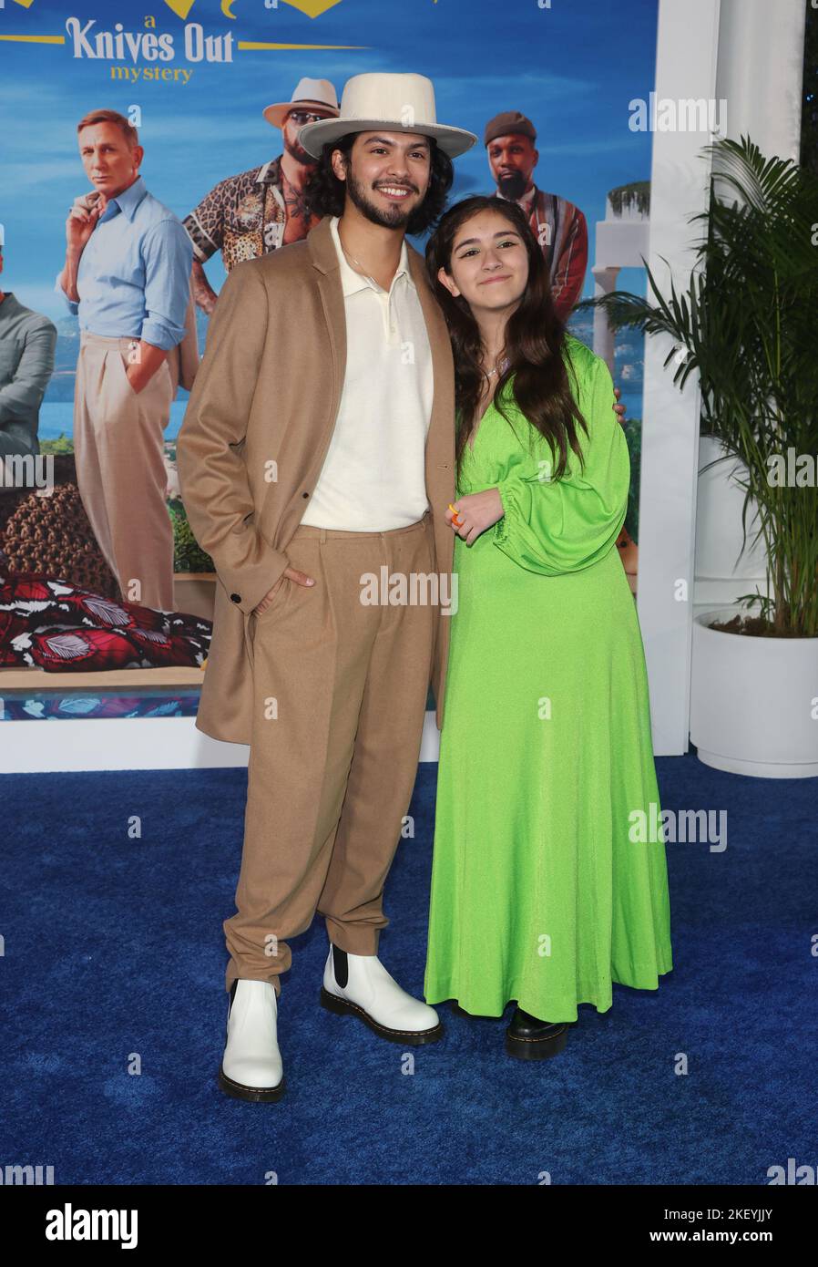 Los Angeles, California, USA. 14th Nov, 2022. Xolo Maridue-a, Oshun ...