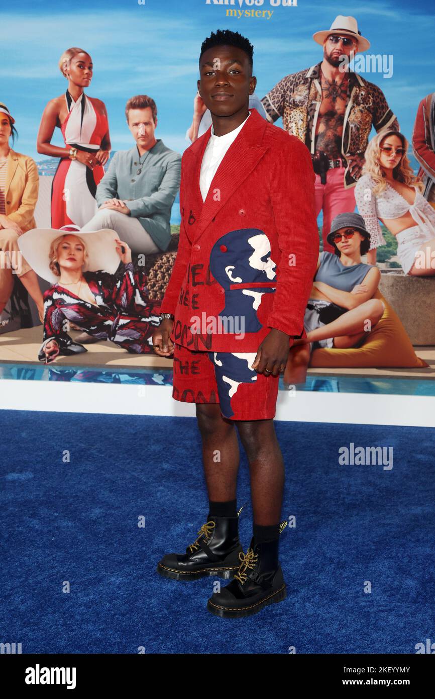 Los Angeles, Ca. 14th Nov, 2022. Olly Sholotan at the premiere of Glass