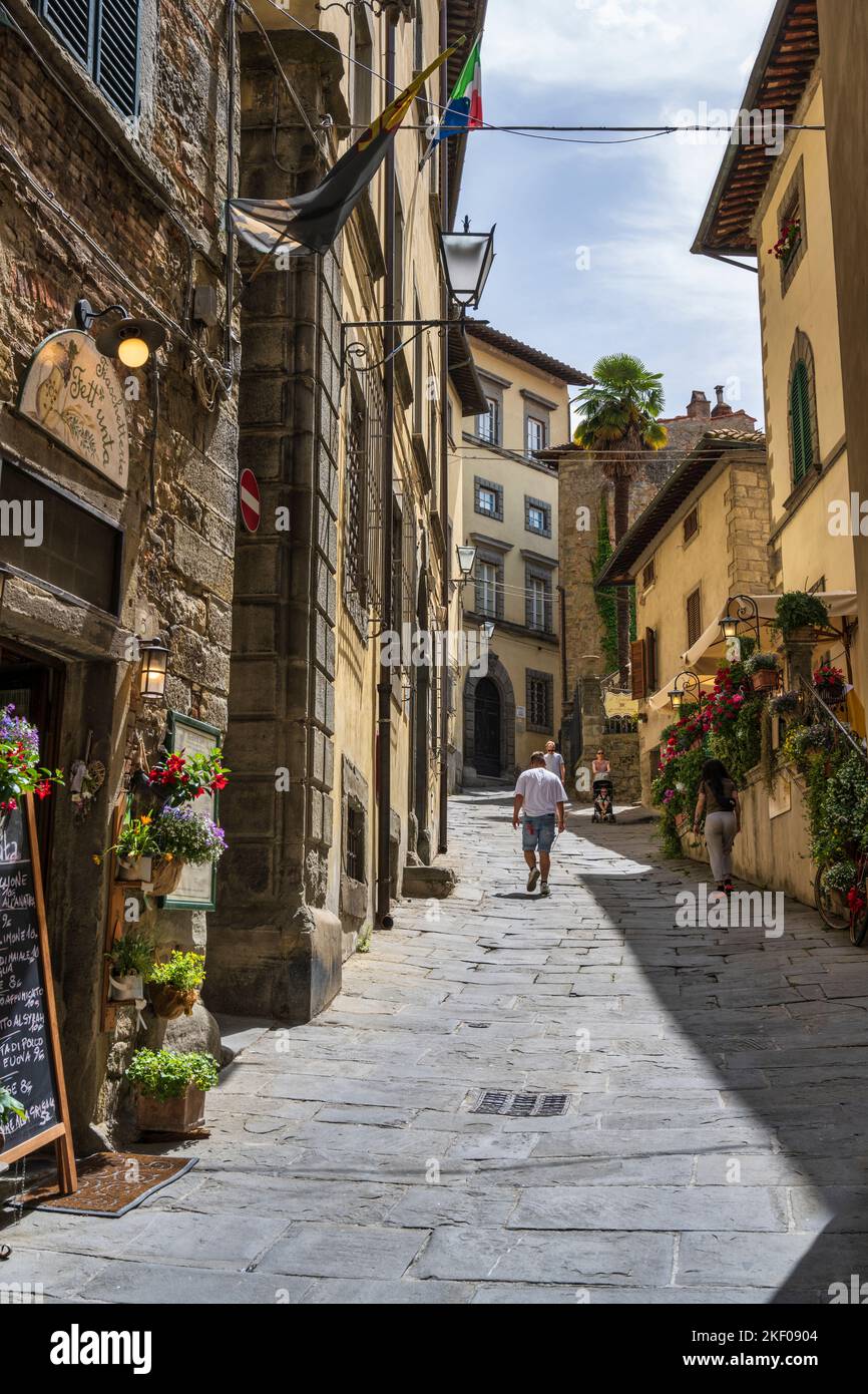 Via Giuseppe Maffei in hilltop town of Cortona in Tuscany, Italy Stock Photo