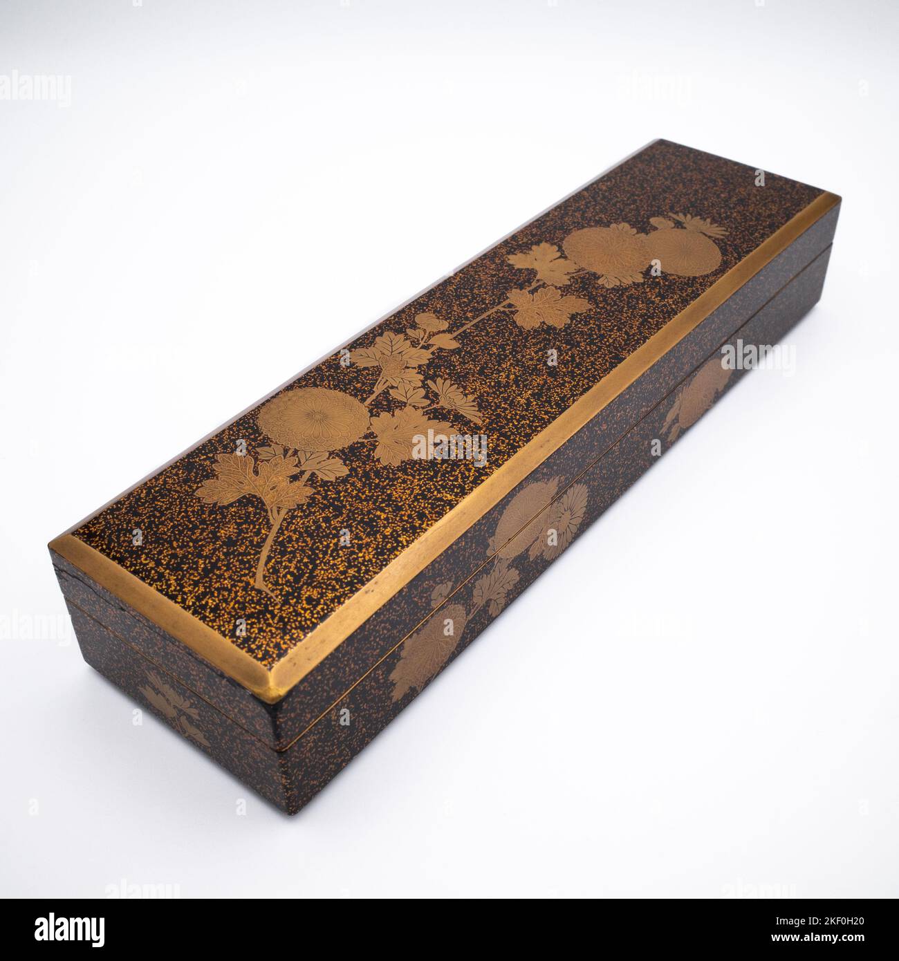 Lacquer box hi-res stock photography and images - Alamy