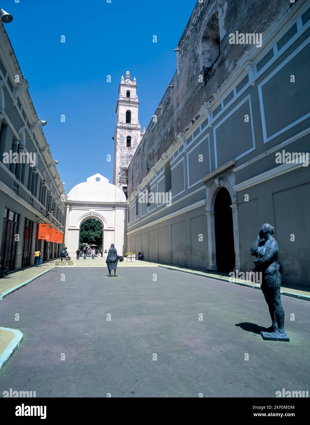 Historical city center of merida hi-res stock photography and images ...